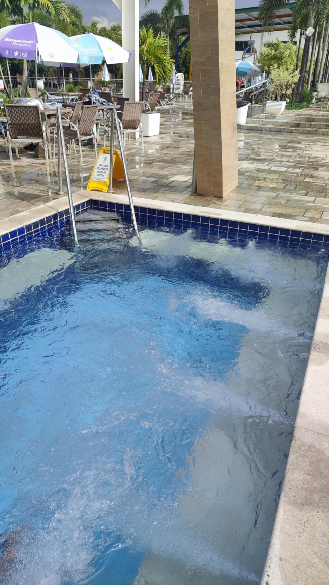 Diroma Fiori - Com Roupa De Cama --- Destinos Combinados Turismo Aparthotel Caldas Novas